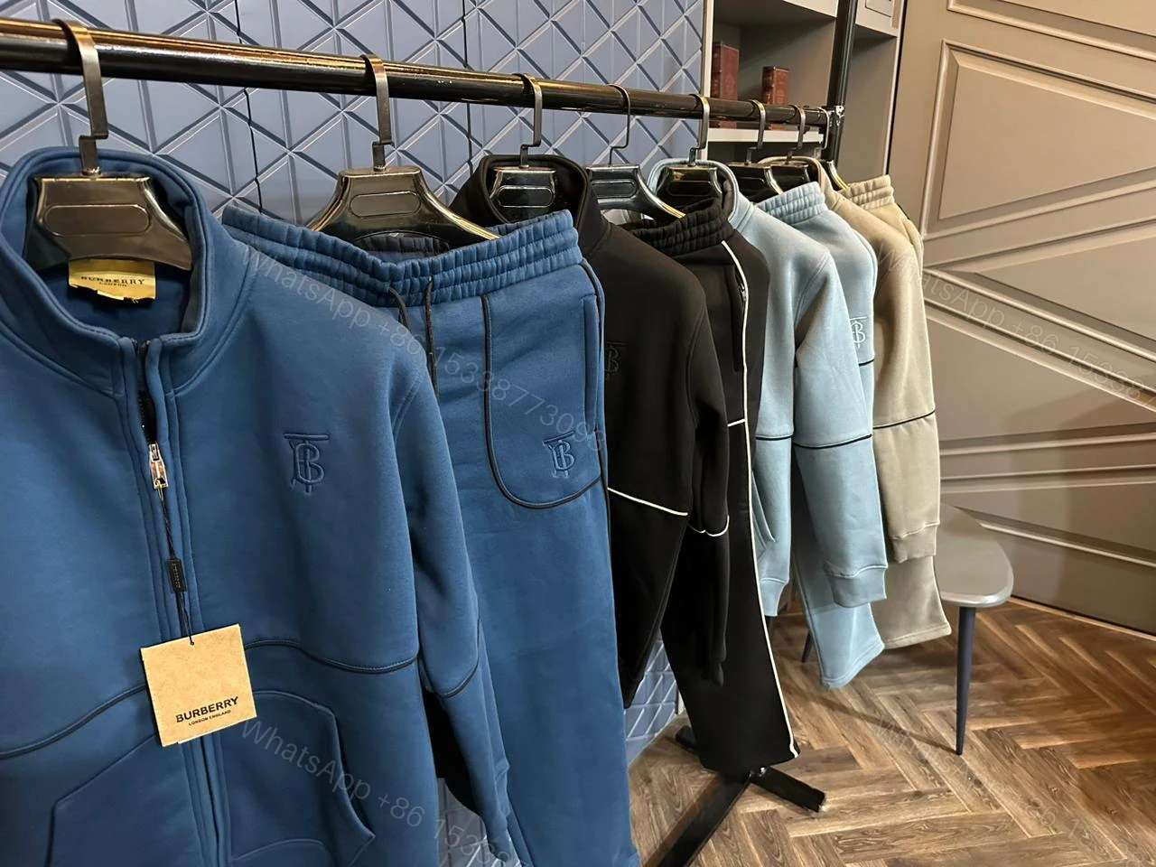 FIRST COPY BURBERRY EXCLUSIVE ZIPPER TRACKSUIT — view 1