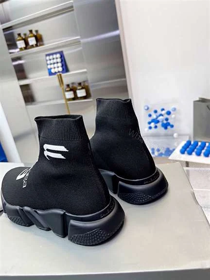 View 7 of BALENCIAGA MEN’S SPEED 2.0 SNEAKER – BB137