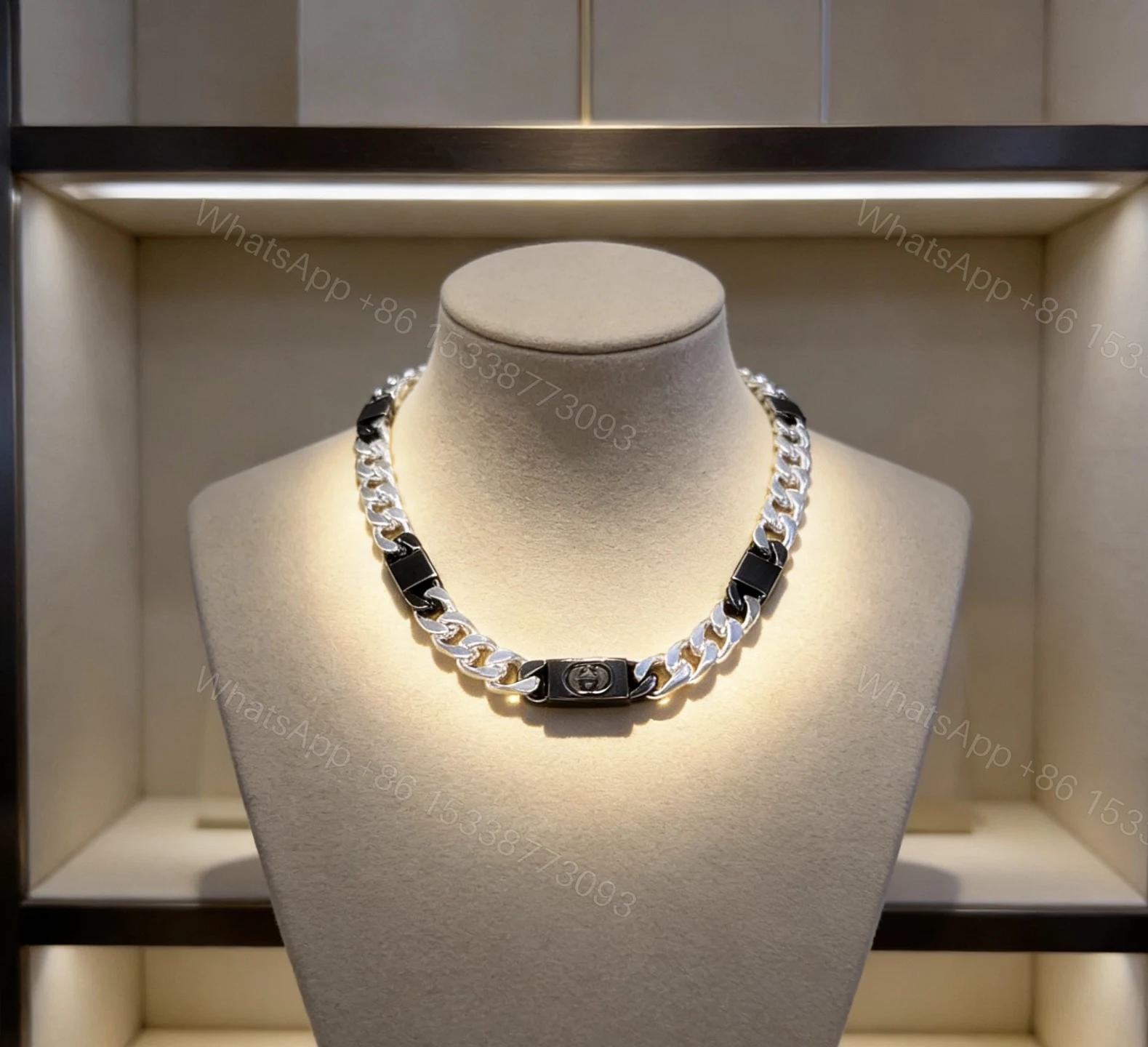 GUCCI 高仿蛇骨鏈條項鍊 金屬簡約潮流款 — view 1