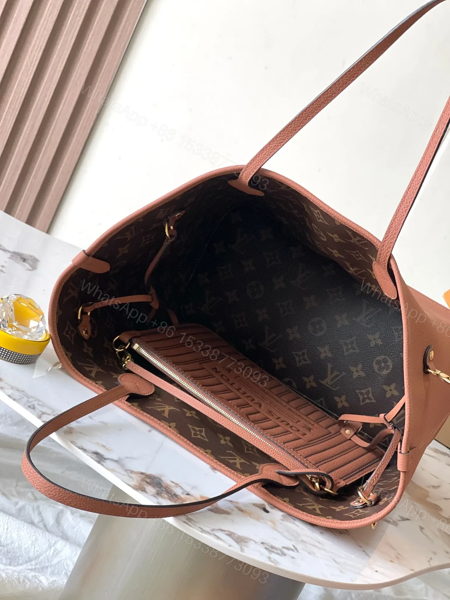 View 7 of LV NEVERFULL INSIDE OUT MM IN BROWN MONOGRAM CANVAS AND CALFSKIN TRIM