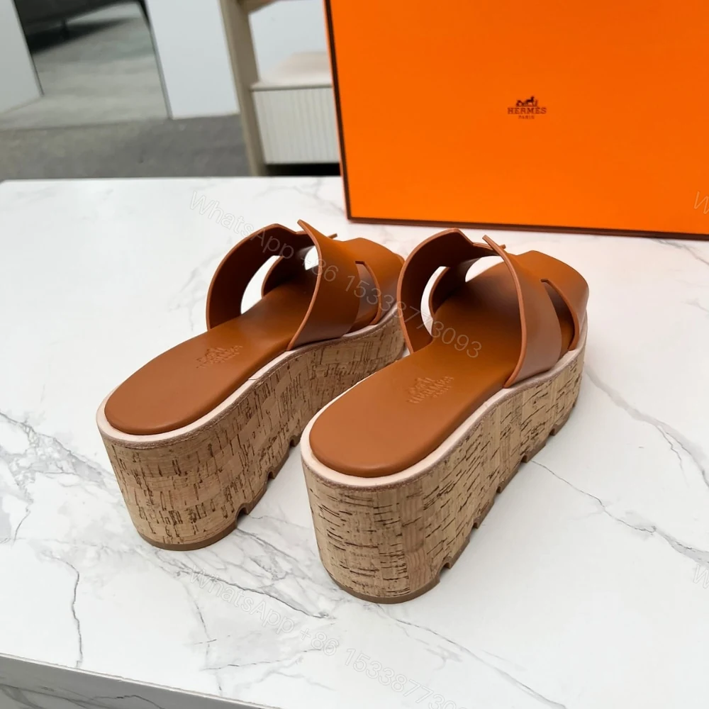 View 3 of HERMES EZE 30 SANDAL NATURAL H221026Z A3400