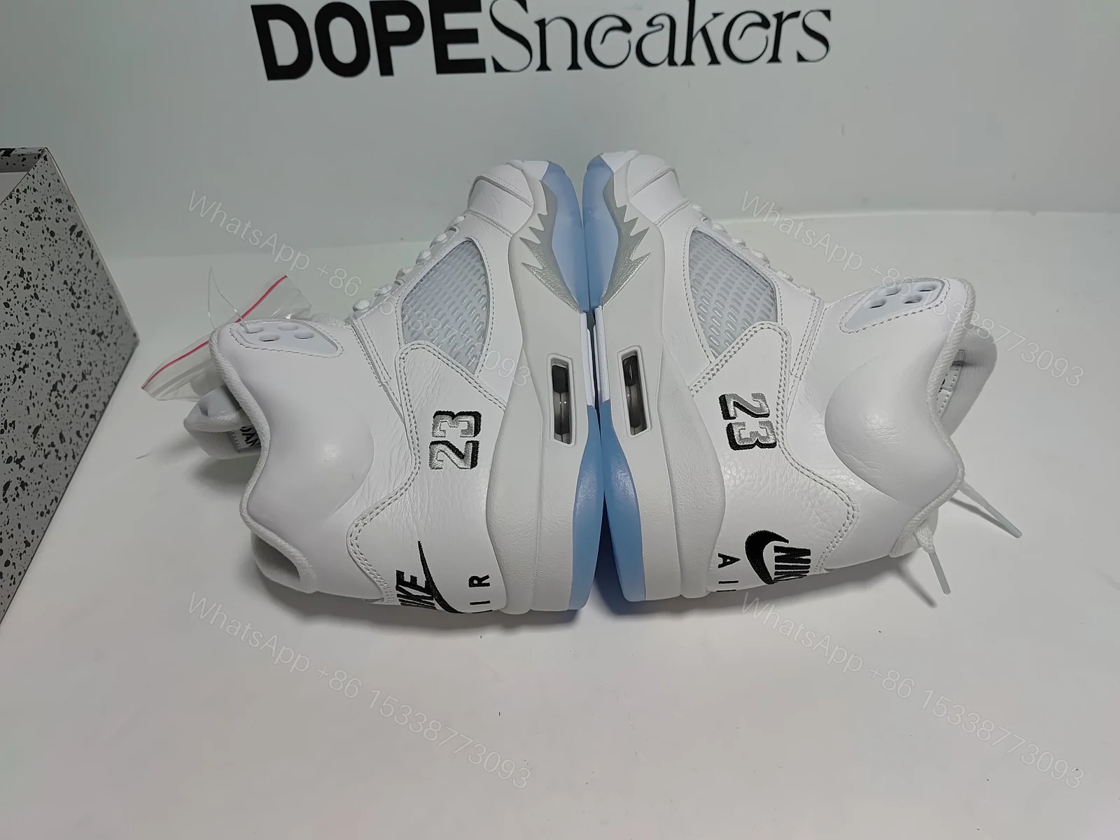 View 7 of Jordan 5 Retro White Metallic (2026)HQ7978-103