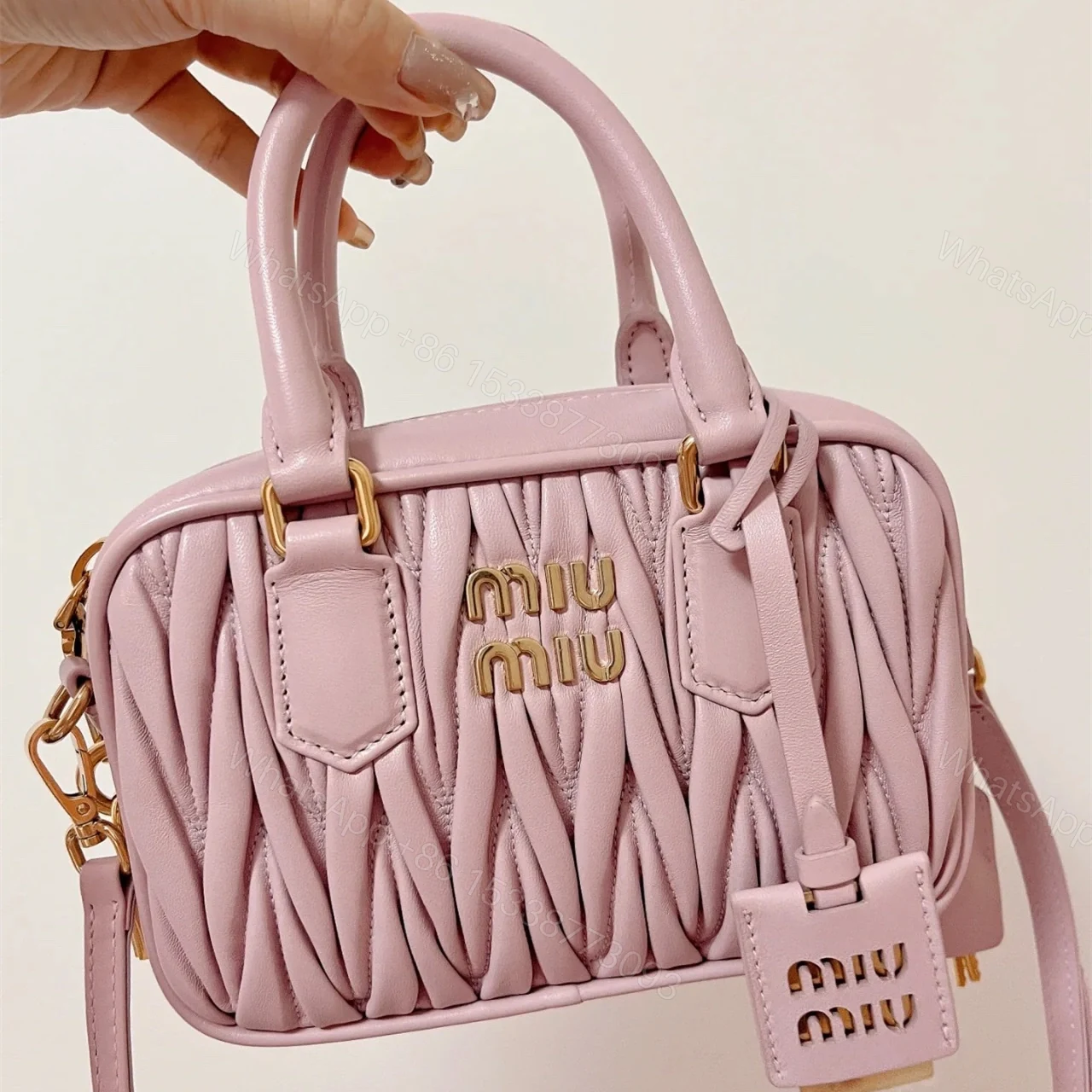 View 12 of 高仿miumiu繆繆TooPretty系列5BB123保齡球手袋粉色