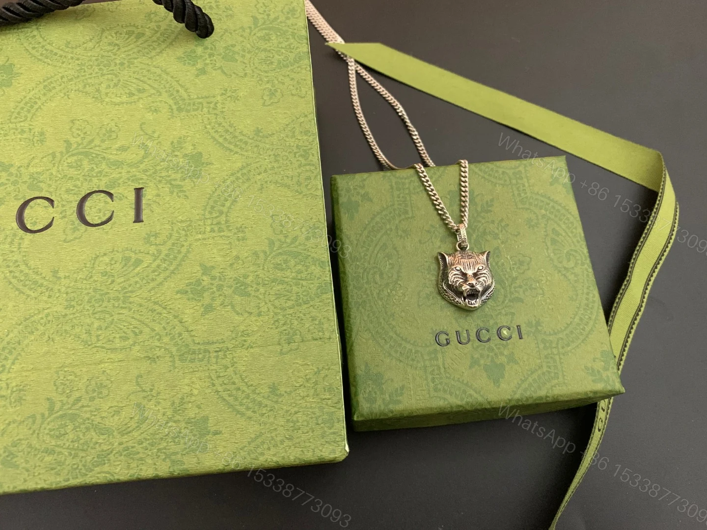 View 8 of EN – Lux Gucci Necklaces 012