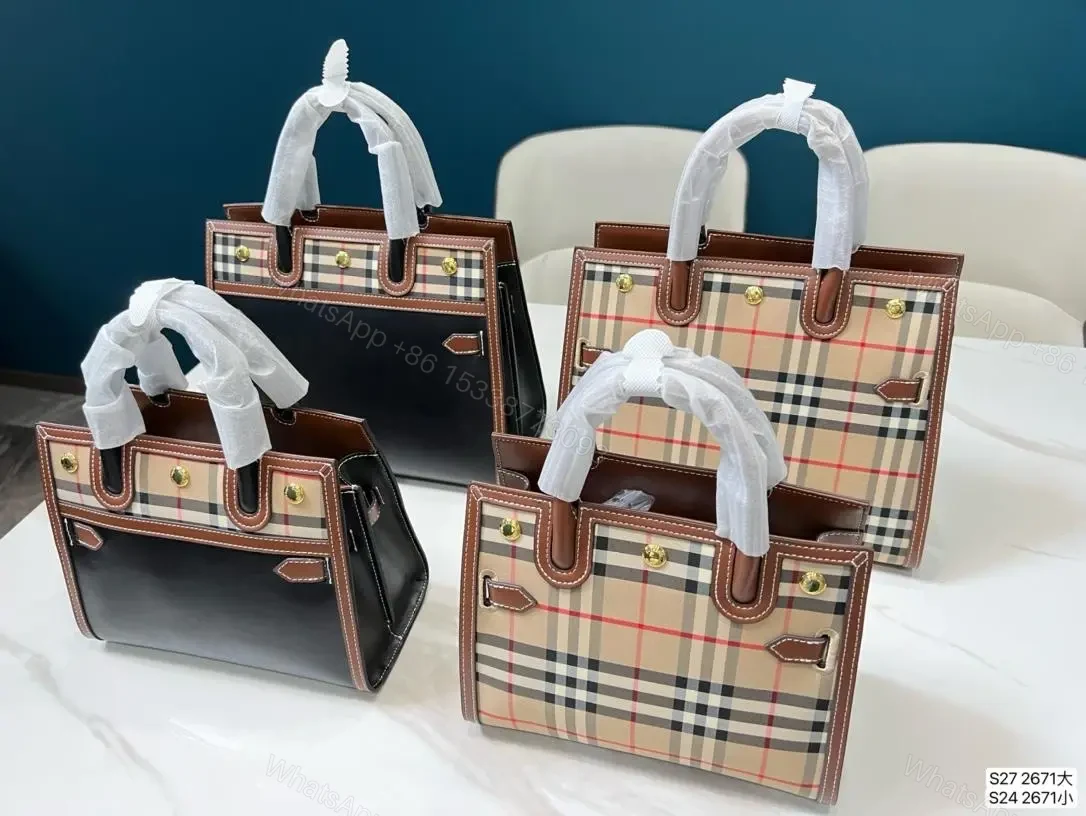 BURBERRY — view 1