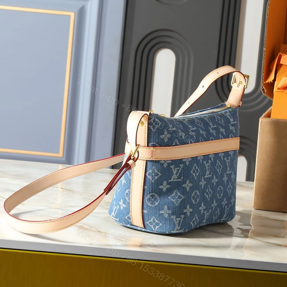 View 4 of Louis Vuitton Cruiser Toiletry Bag Blue Denim 22Cm M27945