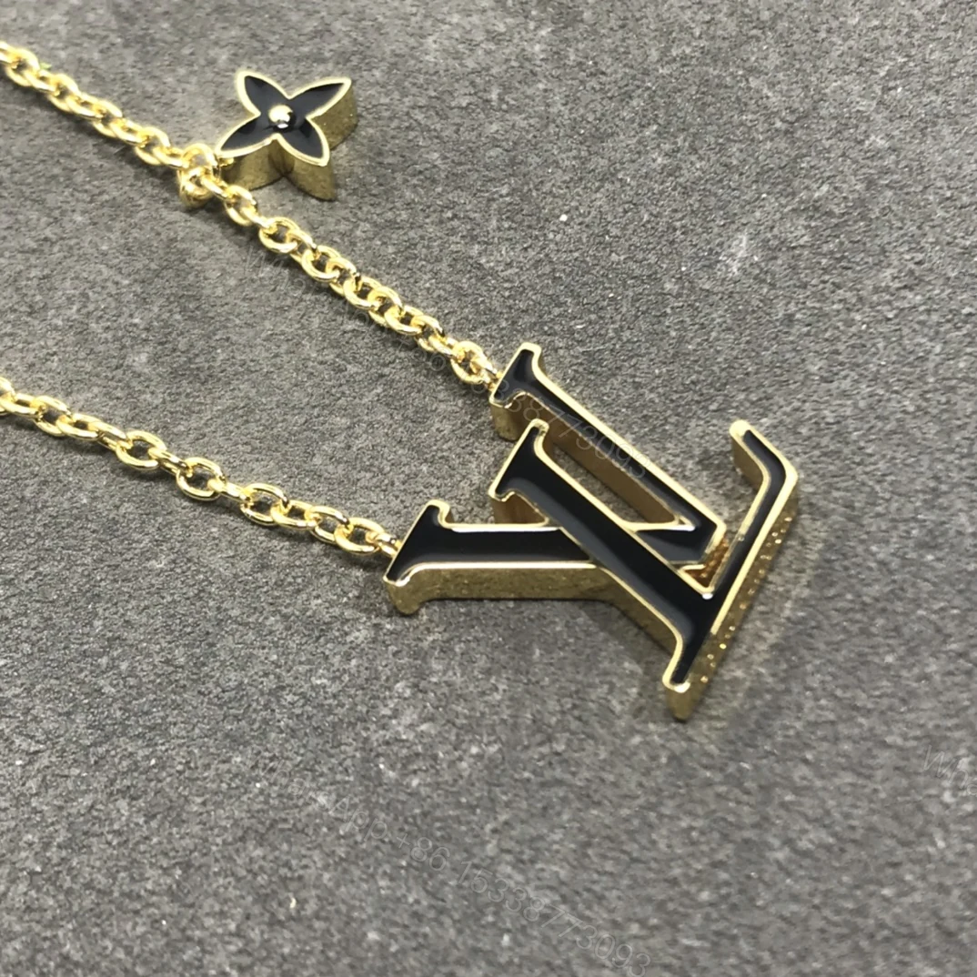EN – Lux LV Necklaces 025 — view 1
