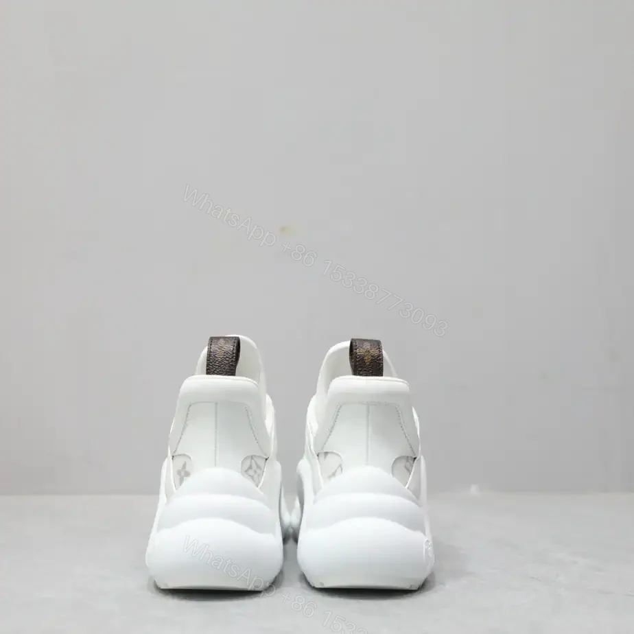 View 8 of LV ARCHLIGHT SNEAKER – LSVM005