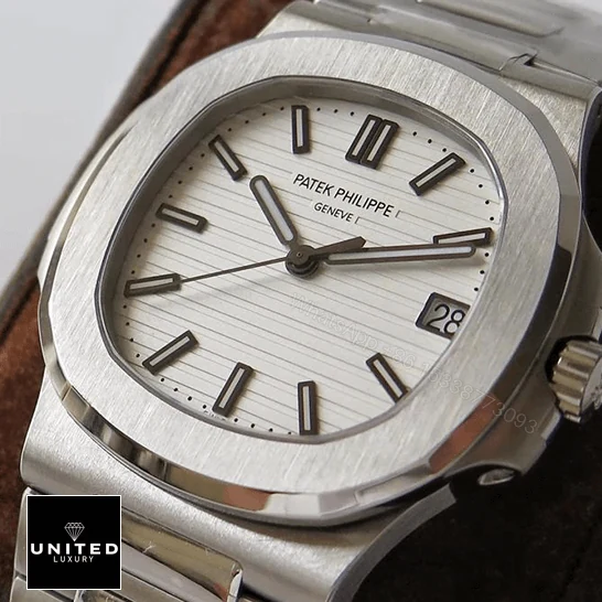 View 7 of Patek Nautilus 5711/1A-011 Replica