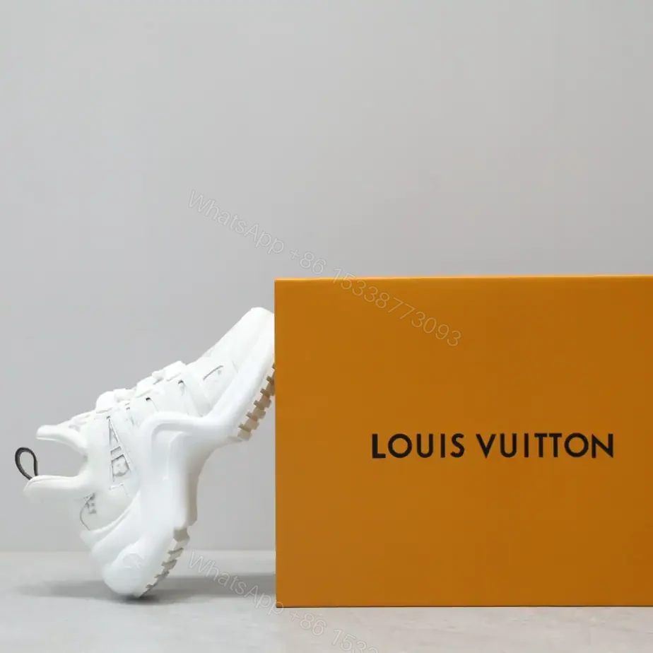 View 5 of LV ARCHLIGHT SNEAKER – LSVM005