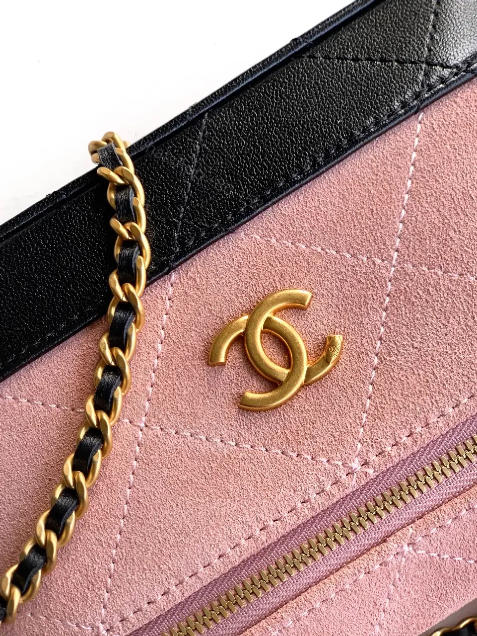 View 7 of Pink & Black Mini Camera Bag: Luxe Compact Chic Carry