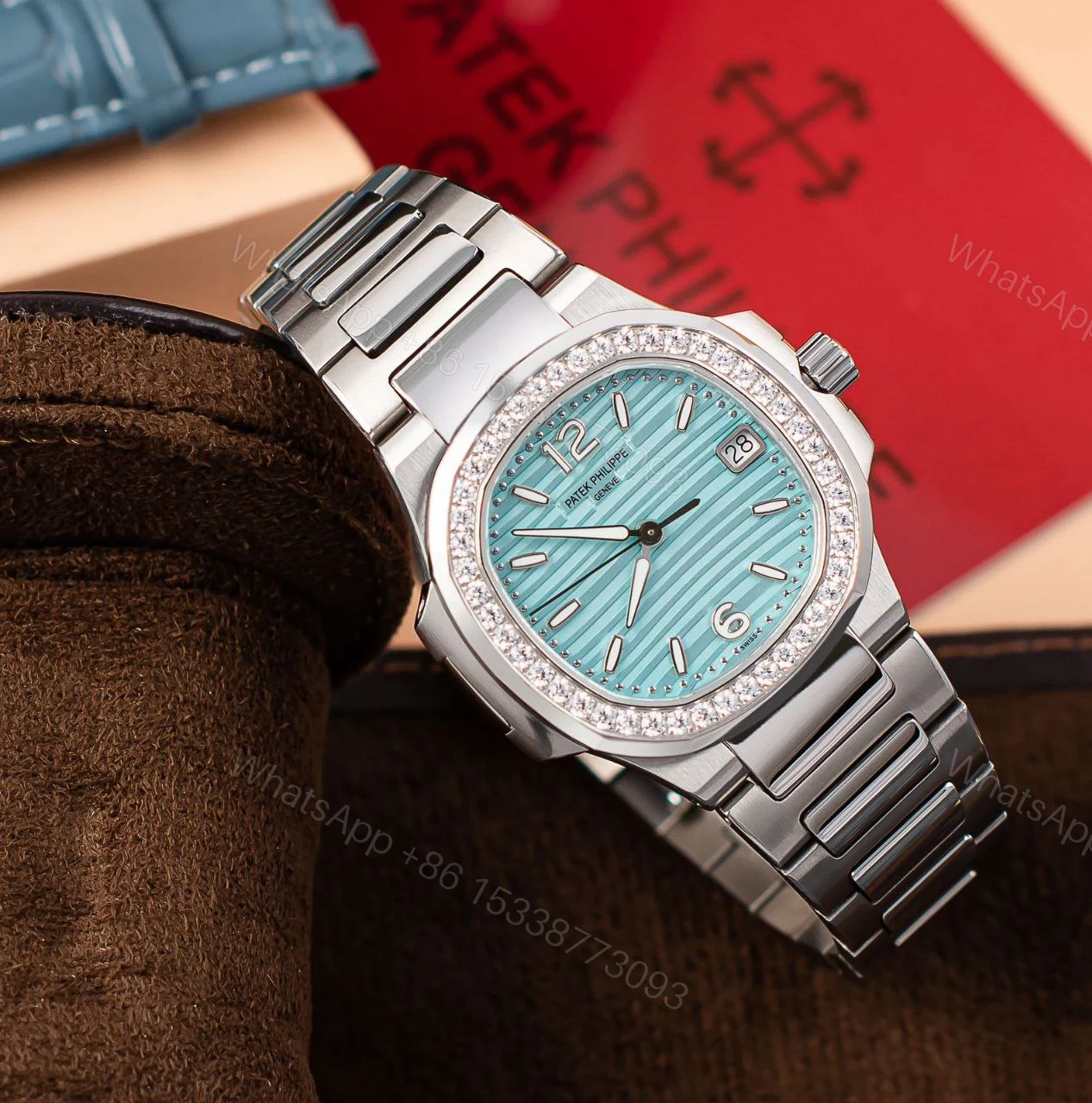 View 6 of Patek Philippe Nautilus 40mm