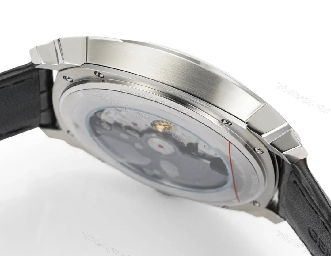 View 8 of Vacheron Constantin Quai de l’Ile Self-Winding Stainless Steel / Black Dial 4500S/000A-B196