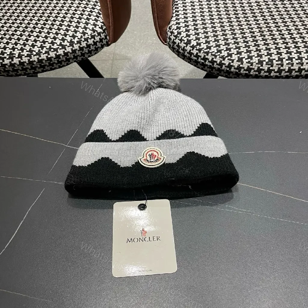 Chic Patterned Beanie with Pom: Premium Knit Warmer — view 1