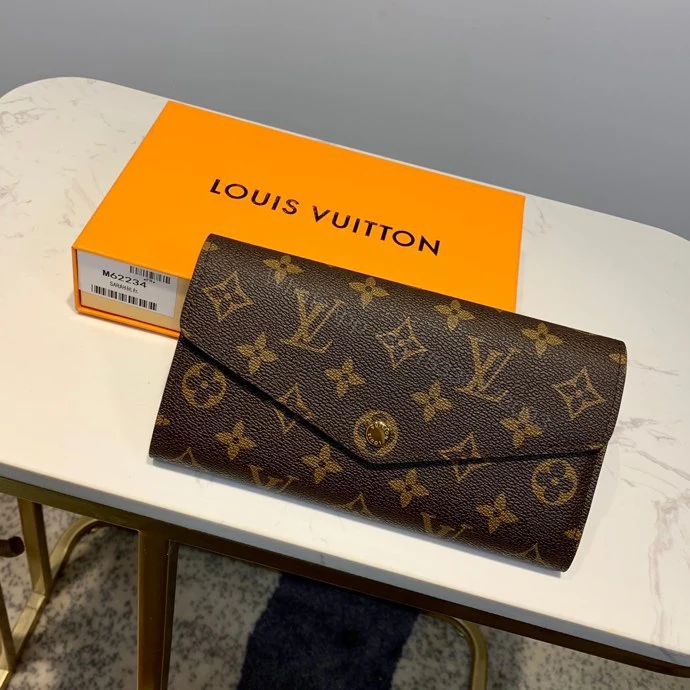 View 2 of Louis Vuitton Sarah Wallet Fuchsia Pink 19Cm M62234