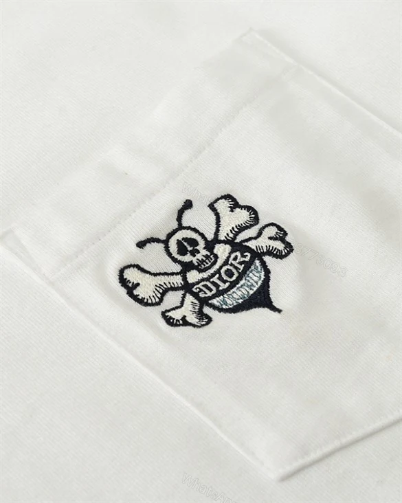 View 3 of DIOR T-SHIRT WITH BEE EMBROIDERY – DO15