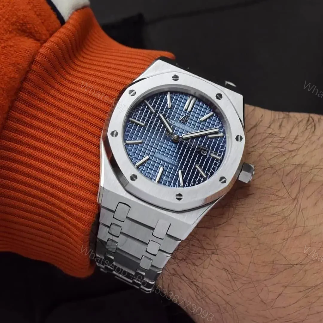 View 3 of Audemars Piguet Royal Oak Jumbo