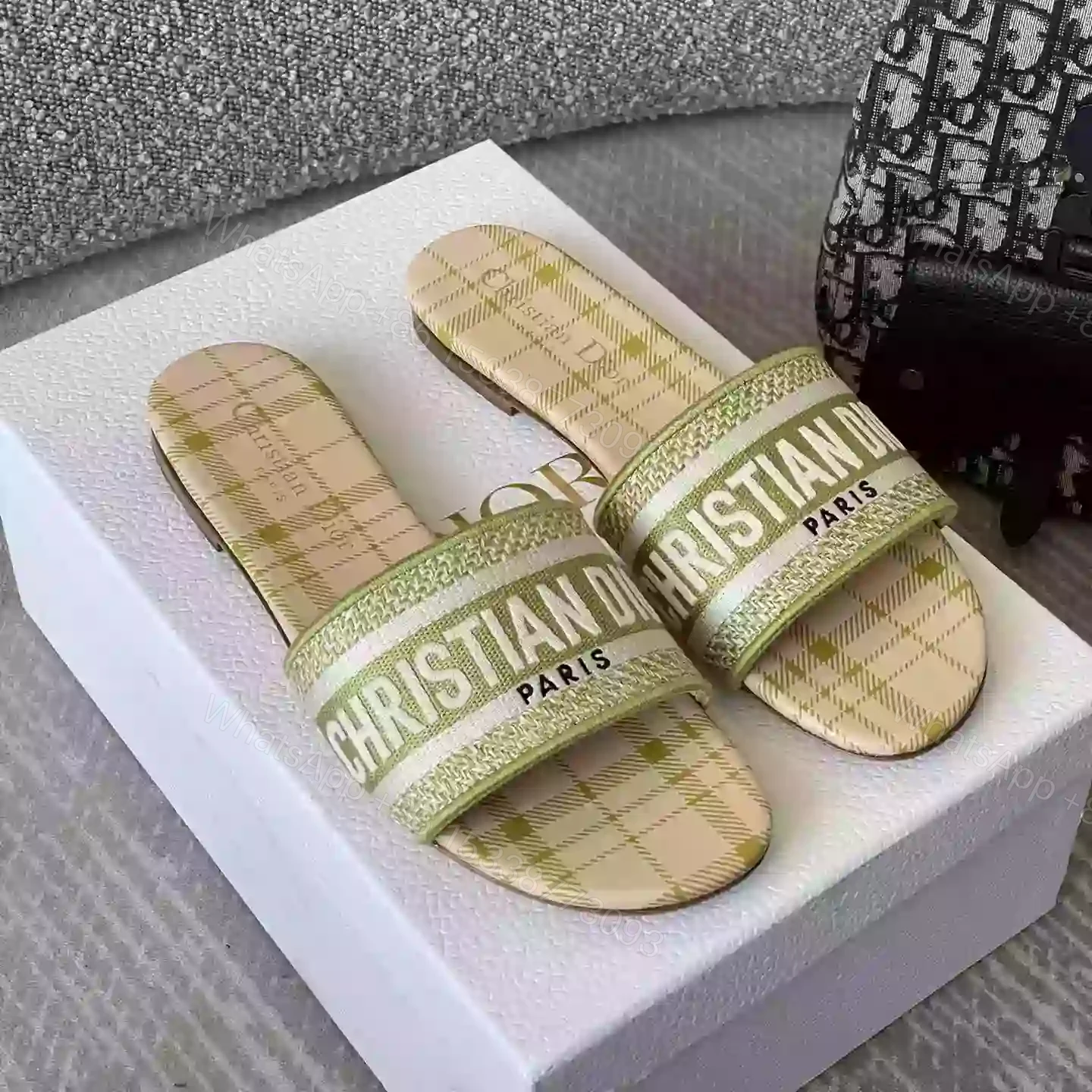 Dior Slippers – SDD025 — view 1