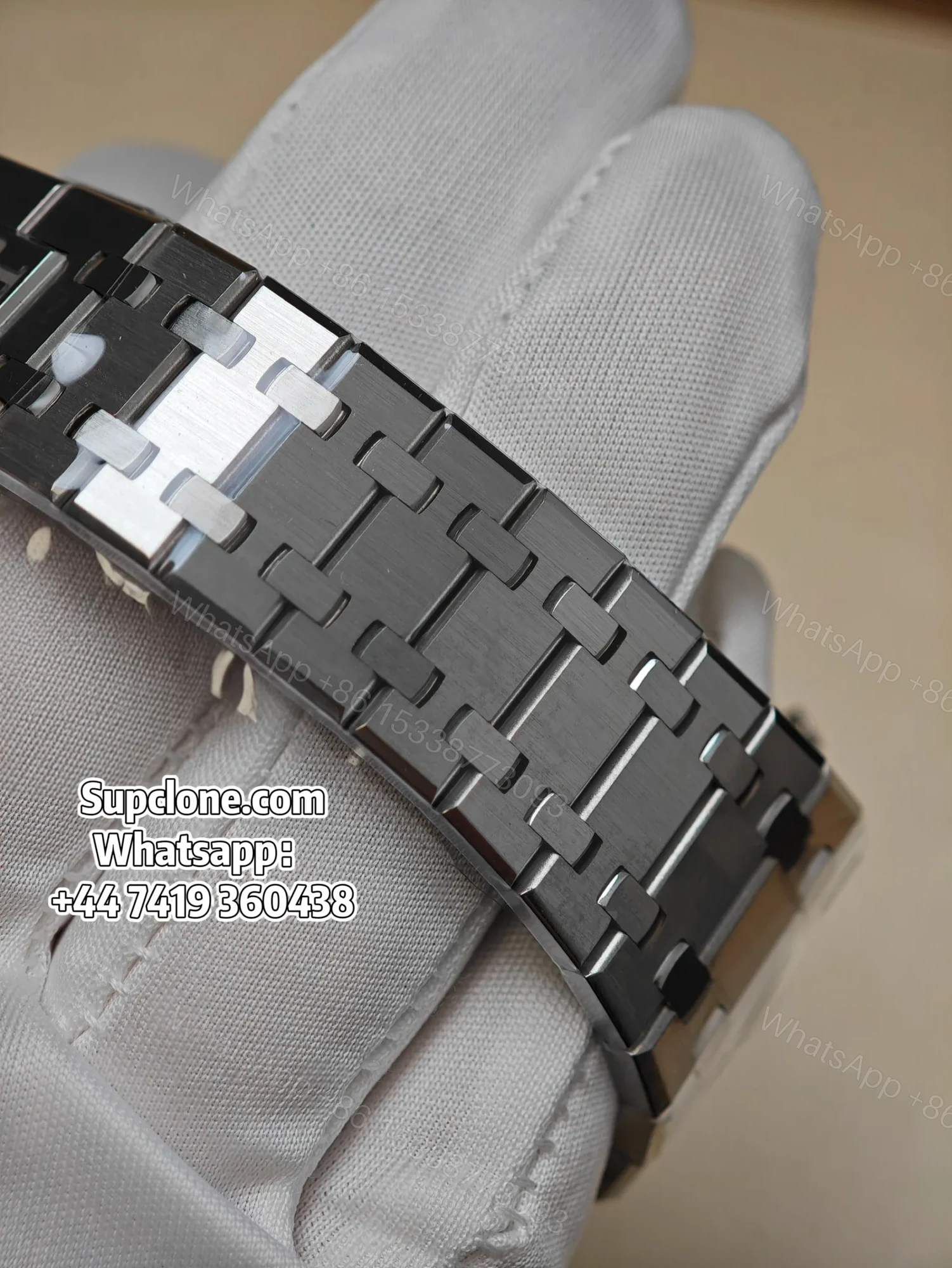 View 10 of Audemars Piguet Super Clone Royal Oak White Dial 26240 Chronograph 41mm