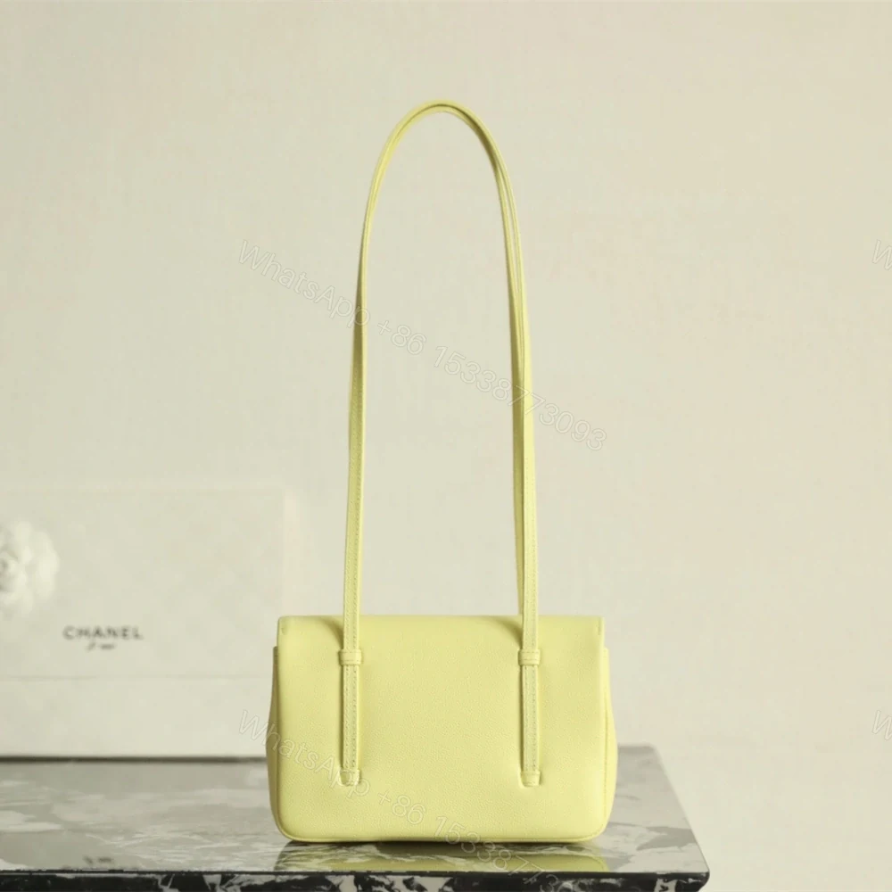 View 2 of 高仿Chanel*26P系列AP5068小牛皮單肩包小雞黃Mini免檢版