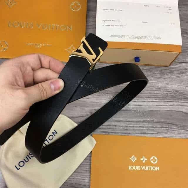 View 7 of LOUIS VUITTON ICONIC 30MM REVERSIBLE BELT – B109