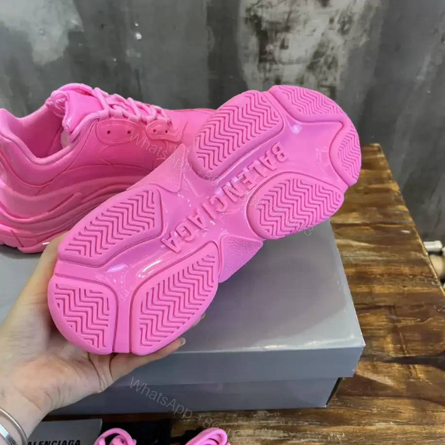 View 3 of BALENCIAGA TRIPLE S SNEAKER – BB257