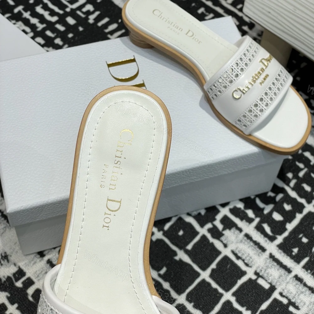 View 8 of 高仿Dior*D-Lane系列KCO207圓頭套腳拖鞋短踭白色免檢版