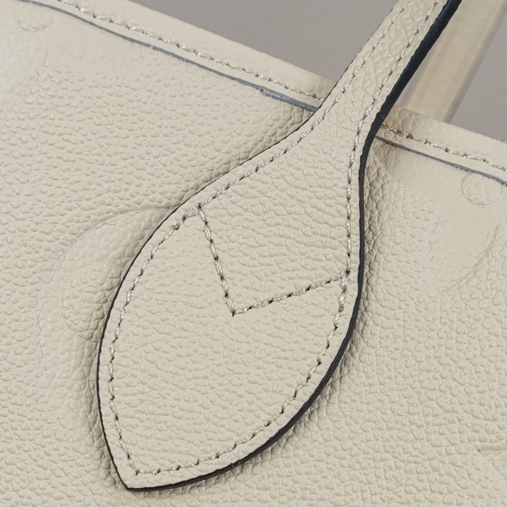 View 5 of Louis Vuitton Neverfull MM Crème Beige 31Cm M46676