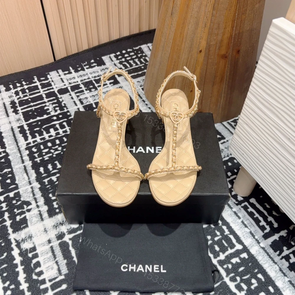 View 2 of 高仿Chanel*25C系列G36122B小羊皮中踭涼鞋米黃5CM免檢版
