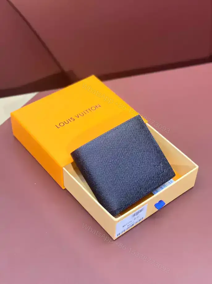 View 2 of LV MARCO WALLET TAIGA LEATHER – RRG092