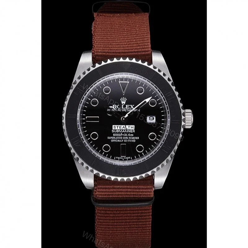 View 2 of Replica Rolex Submariner Black Dial 621992