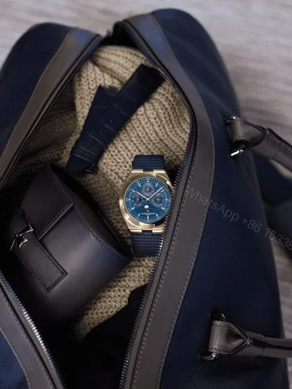 View 5 of Replica vacheron constantin Overseas perpetual calendar ultra-thin 41.5 mm 18K 5N pink gold