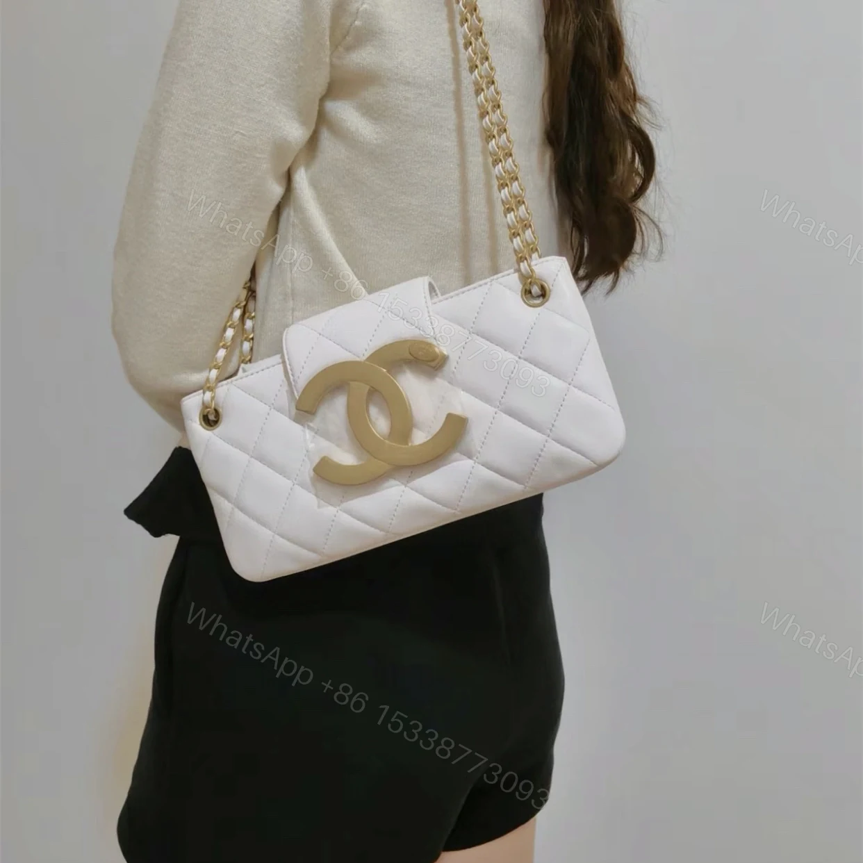 View 19 of 高仿Chanel*24C系列AS4611法棍包白色免檢版