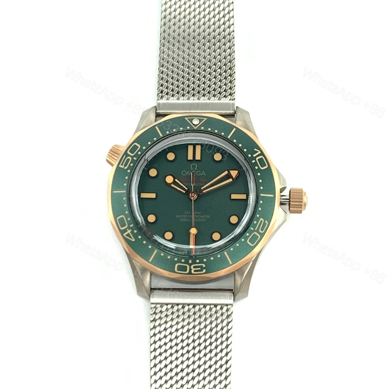 Omega Seamaster Diver 300M 007 Edition No Date 42mm Green Dial Mesh Bracelet Automatic Watch OMG-SM300-007-NODATE-42MM-MESH — view 1