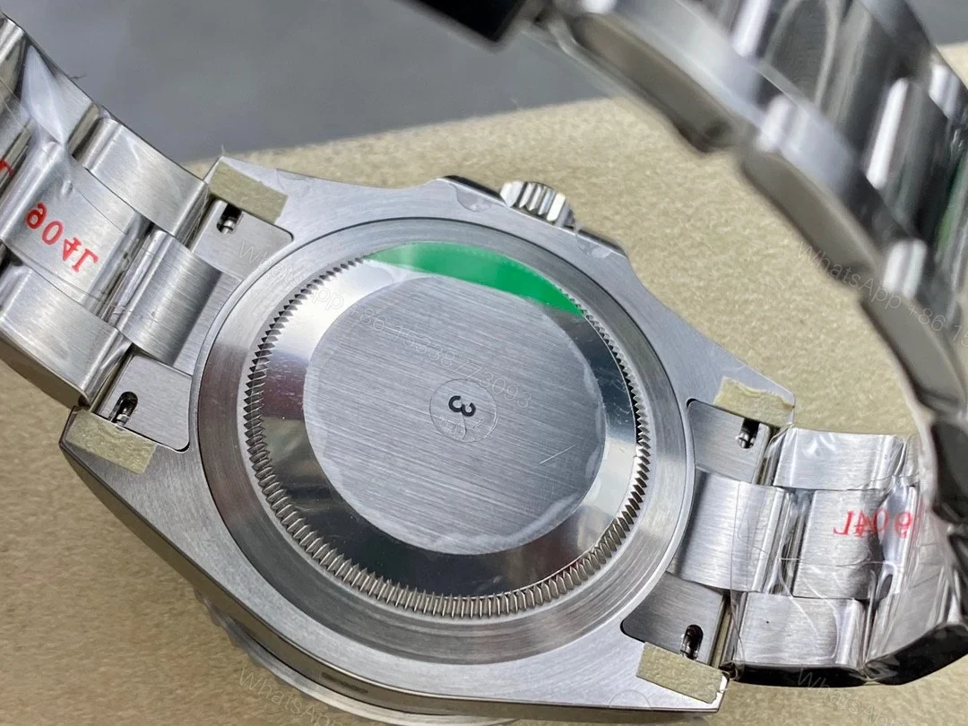 View 6 of Superclone Rolex GMT-Master II 126710GRNR “Bruce Wayne” Oyster 2024