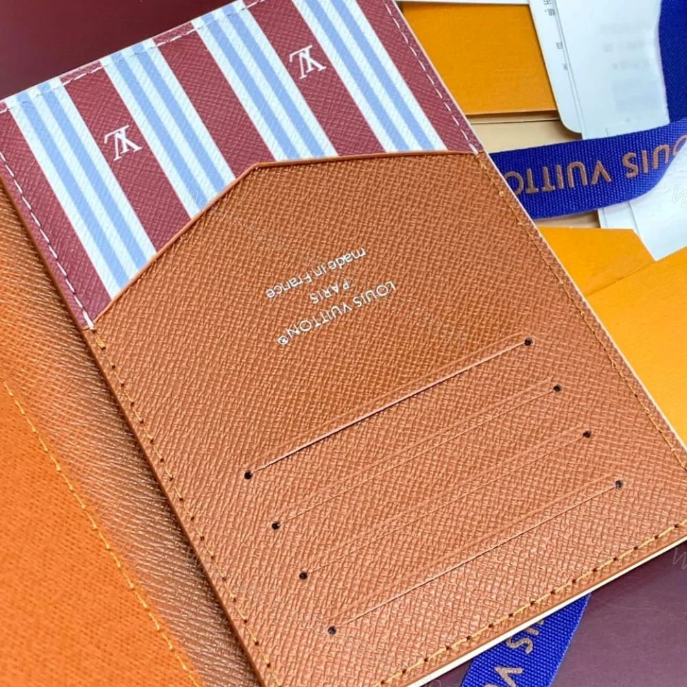 View 5 of Louis Vuitton Passport Cover Monogram Heritage Off White 14Cm M15075