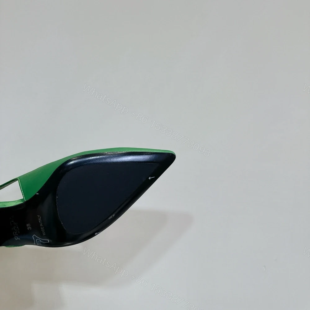 View 9 of 高仿Prada*1I747B尖頭粗跟高踭鞋5.5CM緞面綠色免檢版