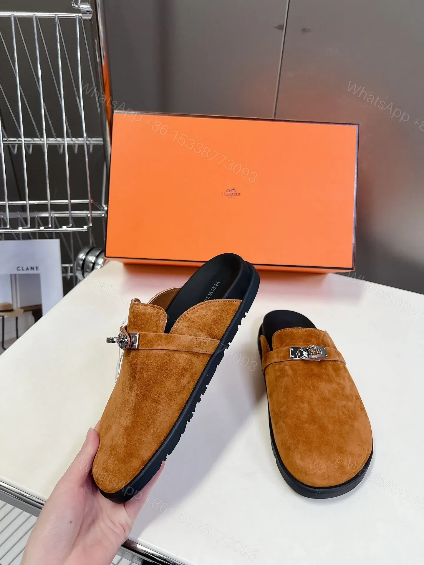View 3 of Hermes Women Designer Shoes 015