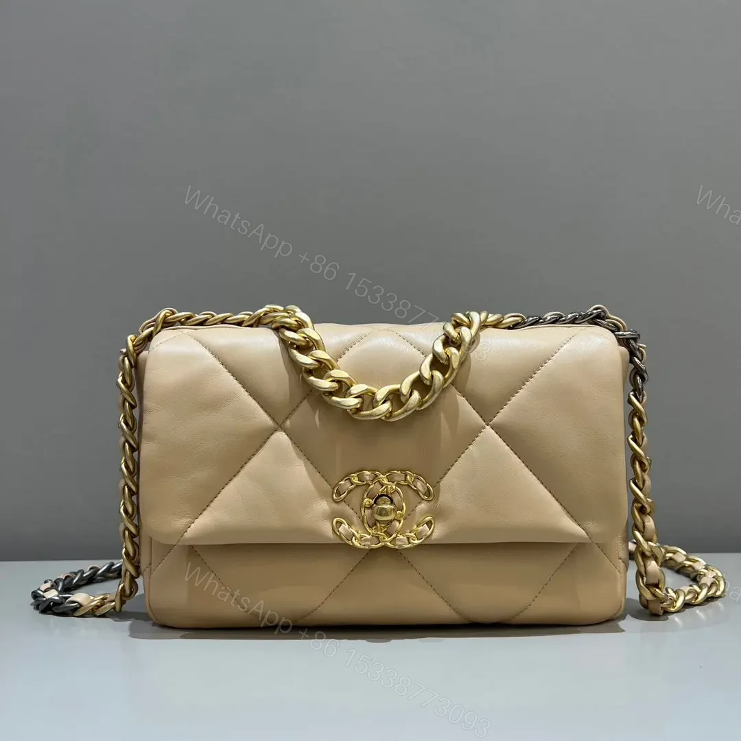 Chanel 19 Bag Small Beige — view 1