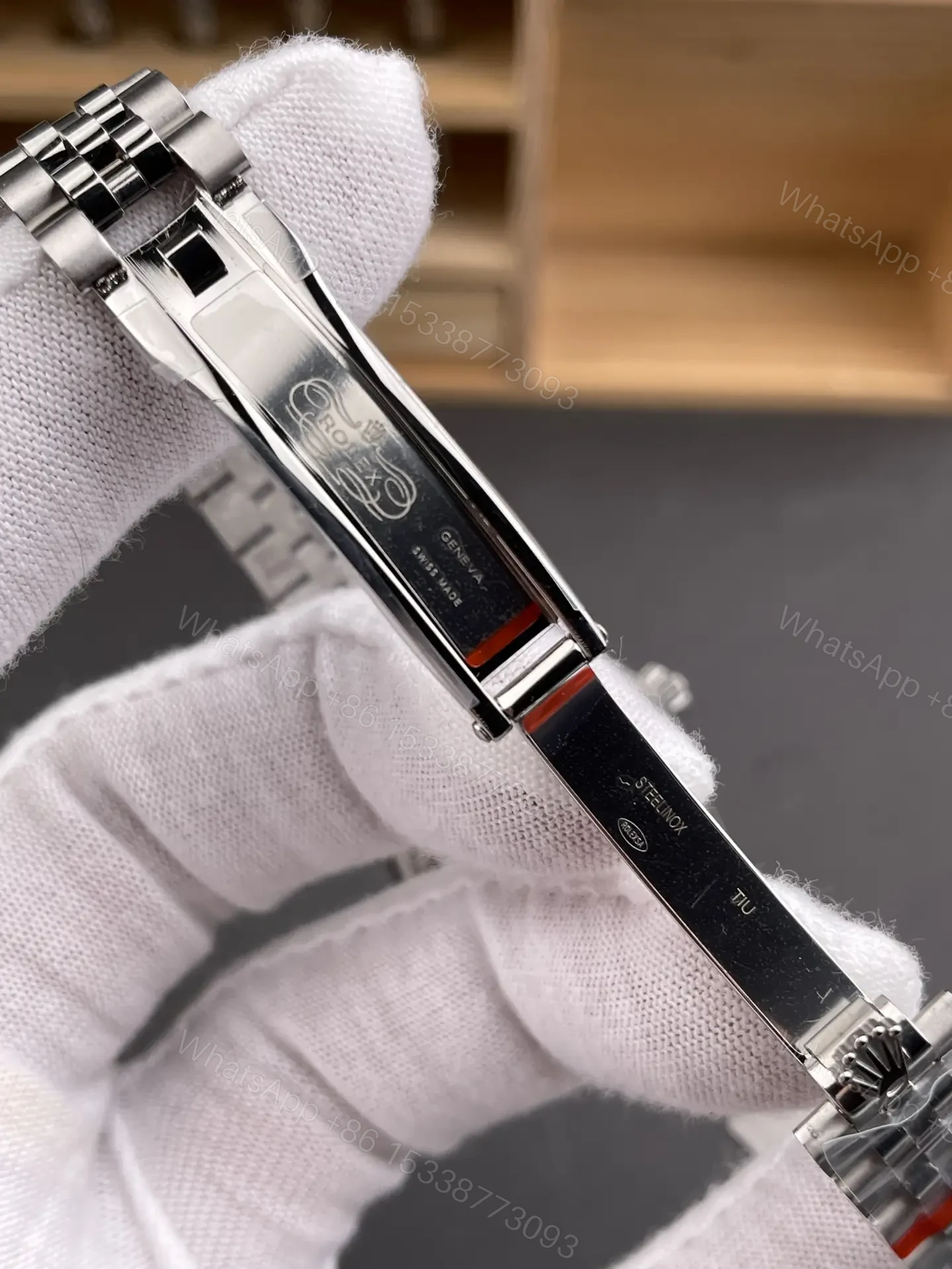 View 7 of Rolex Datejust 28 Stainless Steel Fluted Jubilee MOP 178274-0042