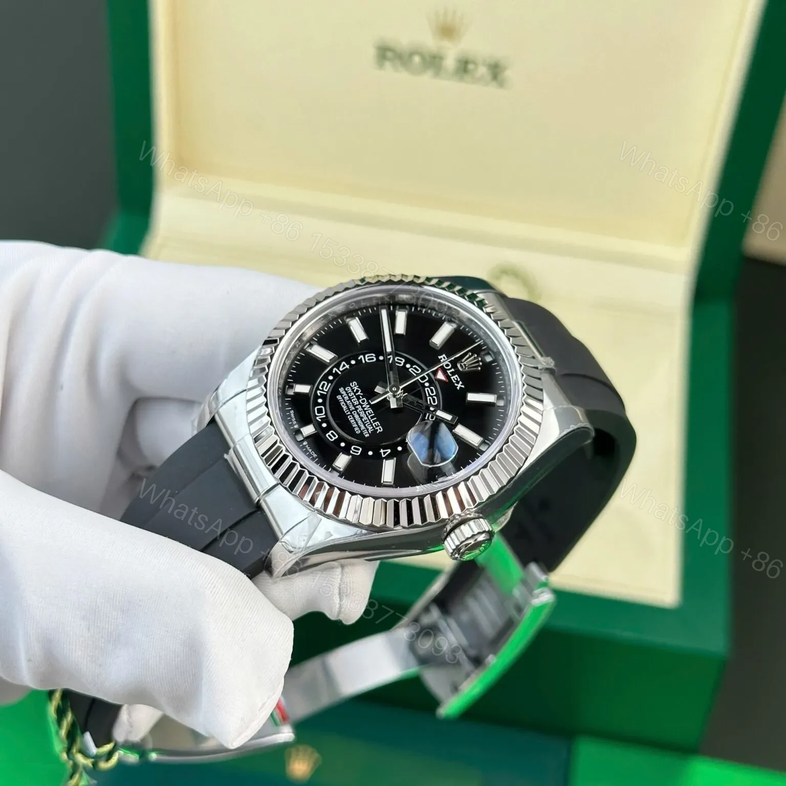 View 5 of Superclone Rolex Sky-Dweller Bright black Dial 336239