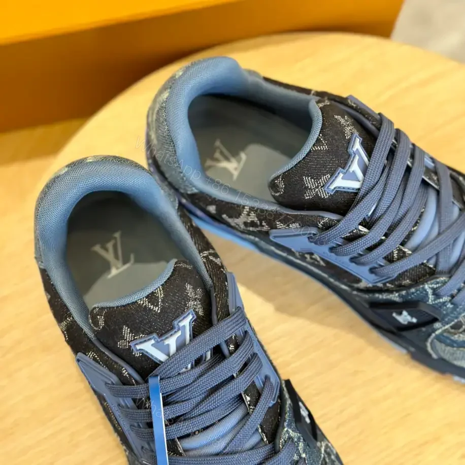 View 4 of LV TRAINER SNEAKER – LSVT406