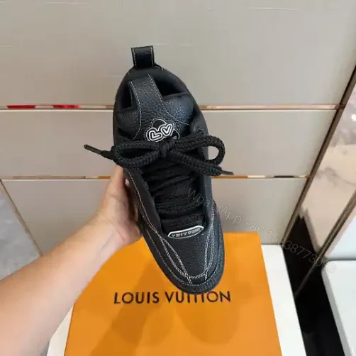 View 4 of LOUIS VUITTON SKATE SNEAKERS IN BLACK – LSVT328