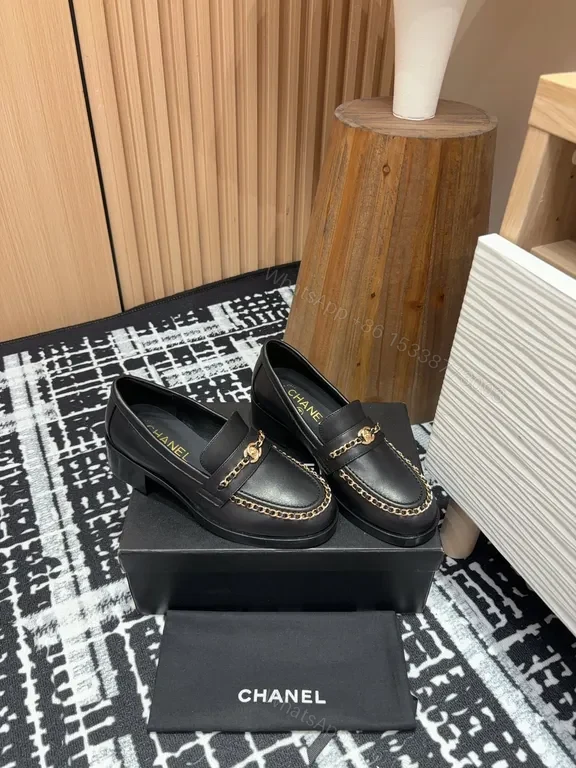 Chunky Chain Leather Loafers - Luxe Comfort, Chanel-Inspired — view 1