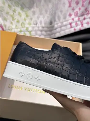 View 5 of LOUIS VUITTON RESORT SNEAKERS IN BLACK – LSVT344