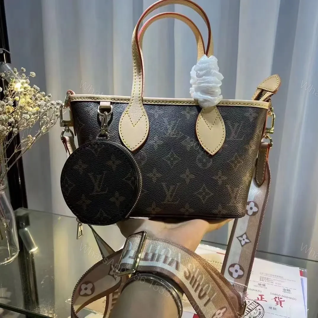 LOUIS VUITTON — view 1