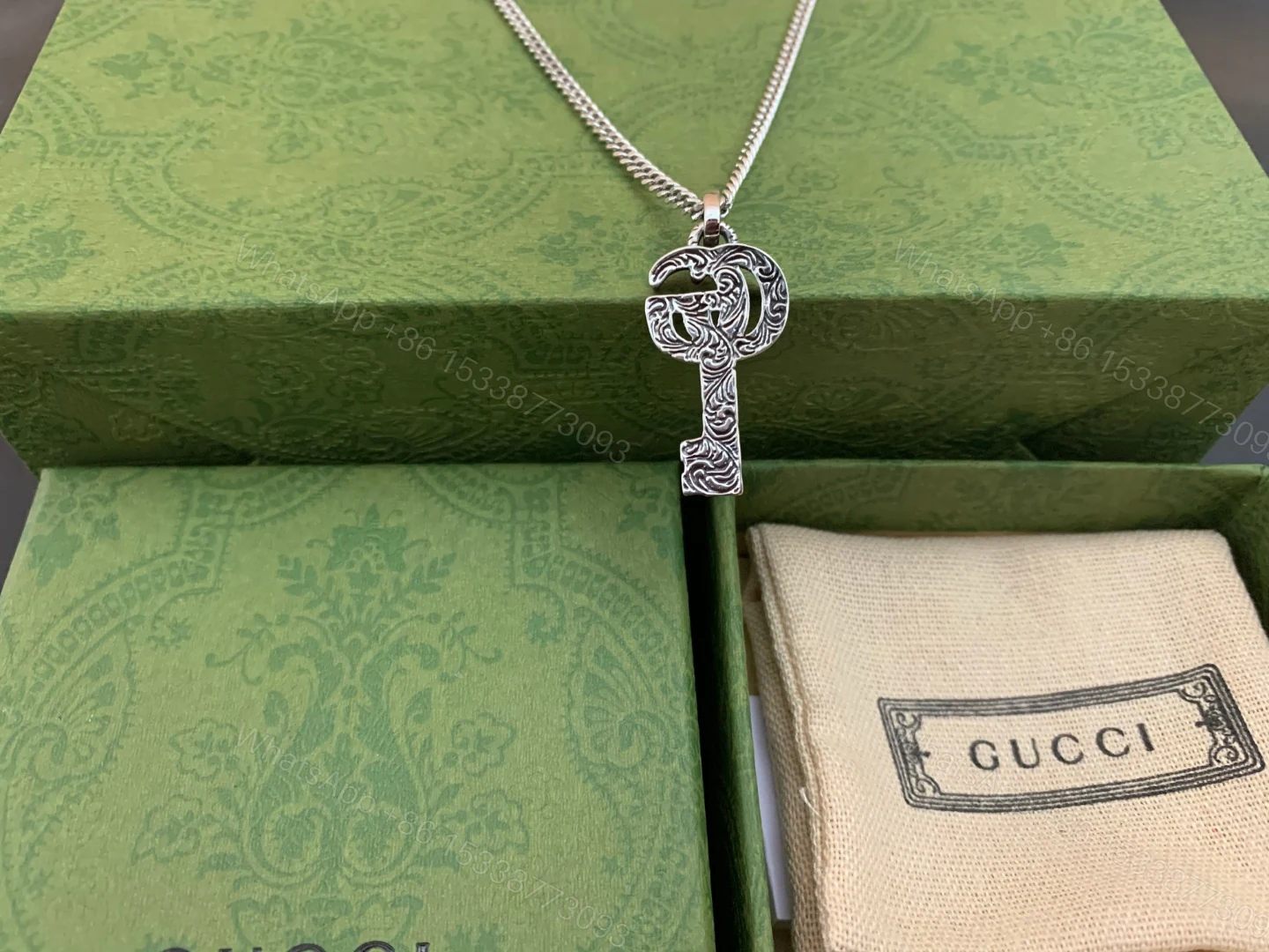 View 2 of EN – Lux Gucci Necklaces 013