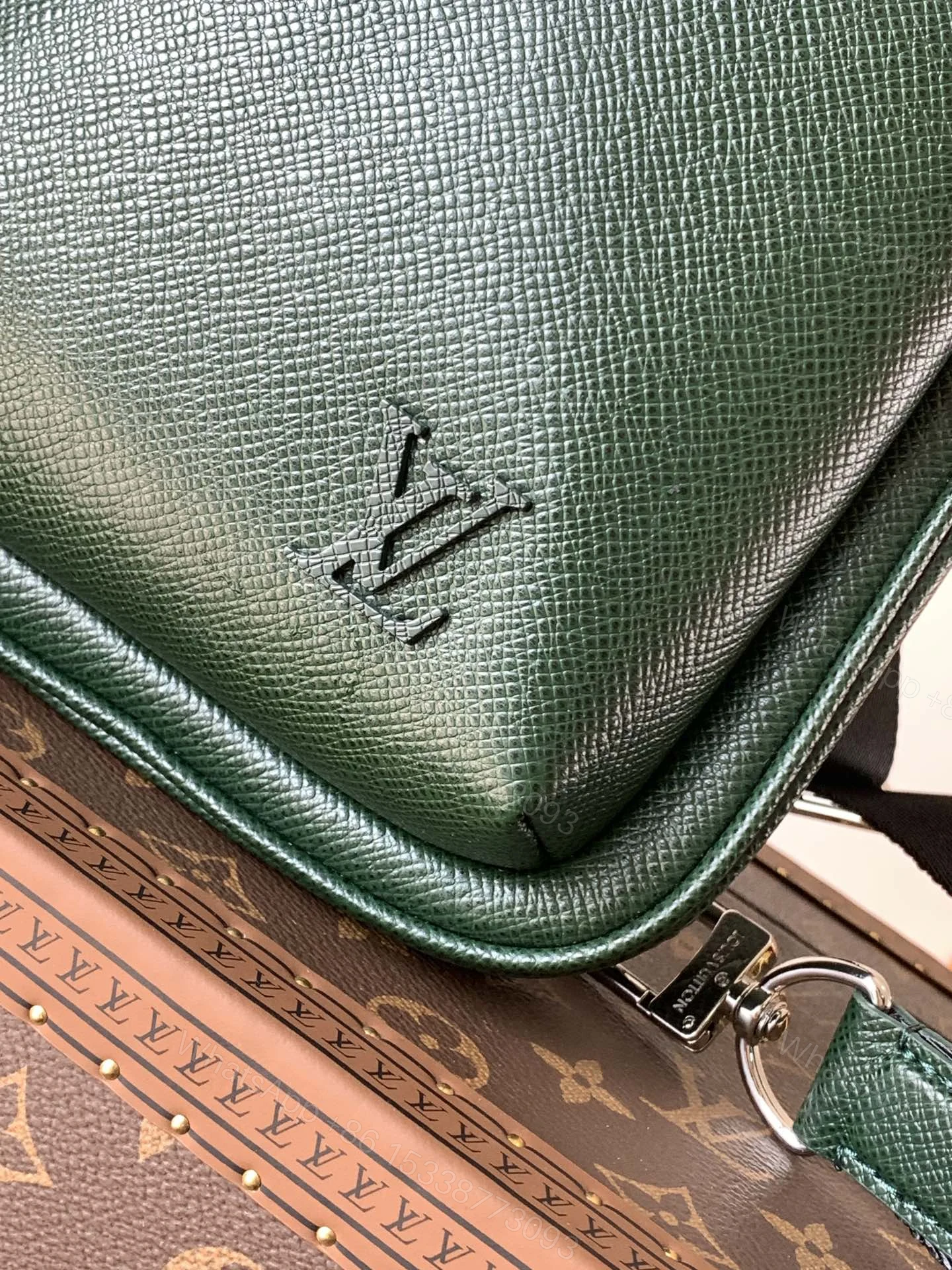 View 3 of LV AVENUE SLINGBAG 31 IN DARK GREEN TAIGA LEATHER