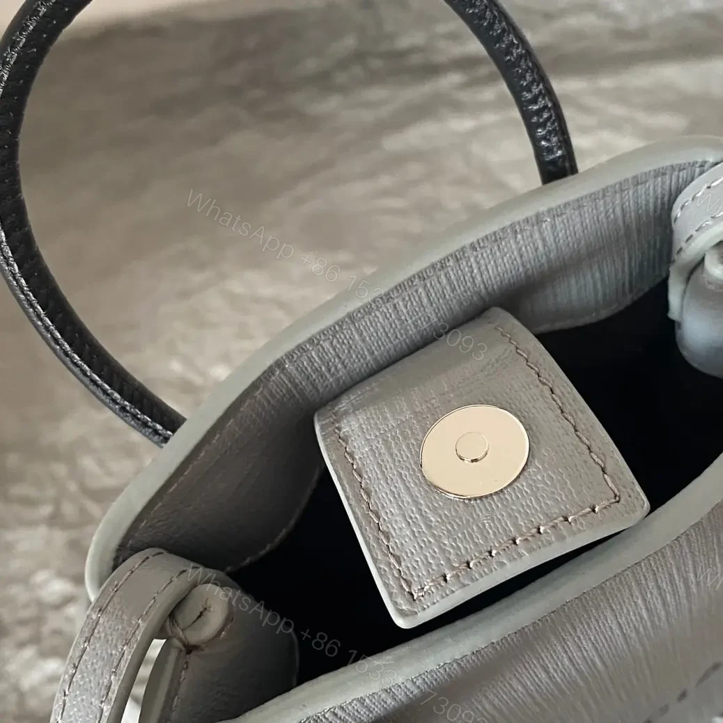 View 12 of 高仿Balenciaga迷你Tote包系列小牛皮灰色