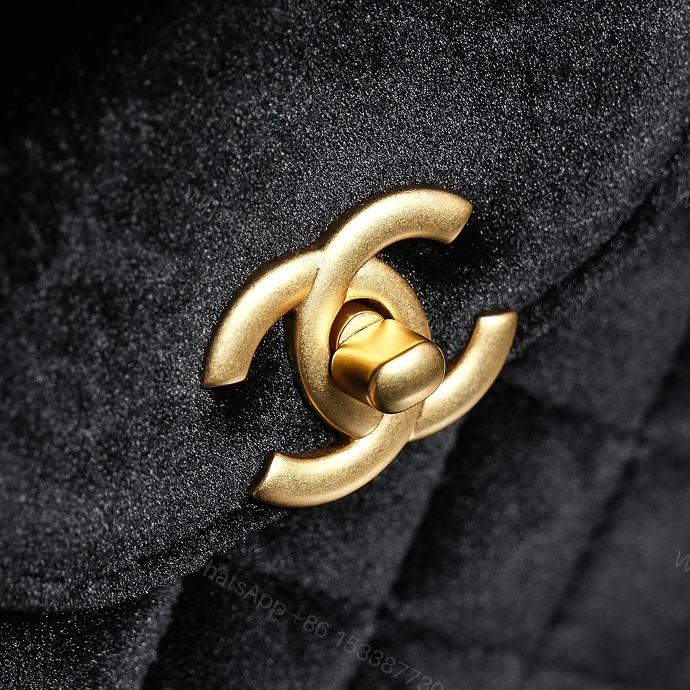 View 13 of 高仿Chanel*24A系列AS4416絲絨Mini斜挎包免檢版